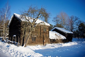 Casas antigas no museu Skansen em Estocolmo