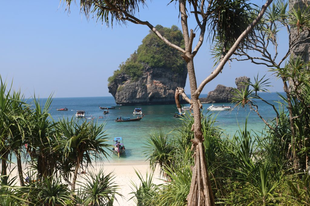 Nui Beach, Phi Phi, Tailândia