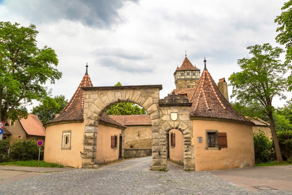 Portão Rödertor de Rothenburg ob der Tauber, Alemanha