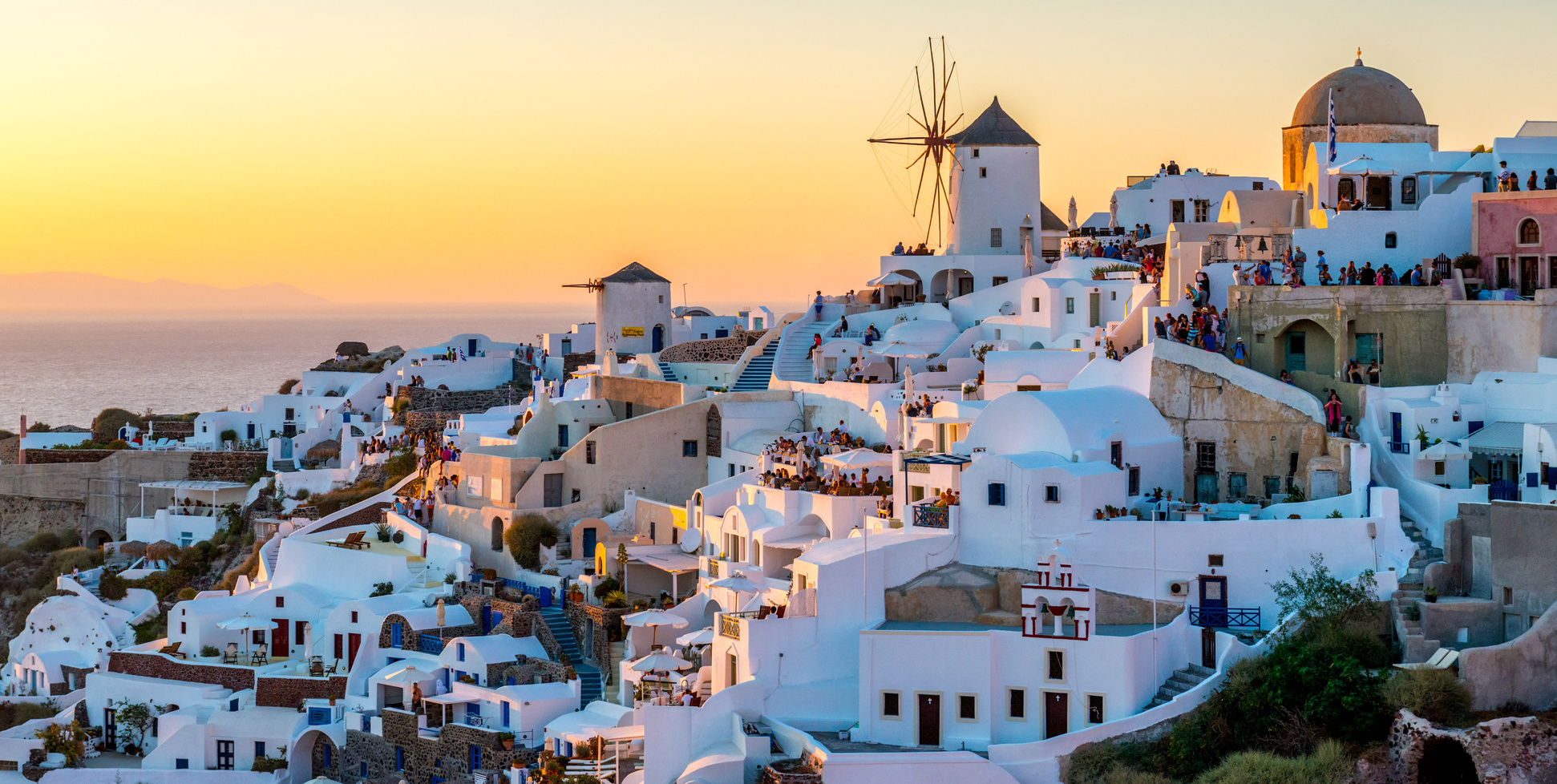 What to do and see in Santorini