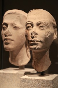 Sculptures / Two Egyptian head sculptures - Neues Museum, Berlin